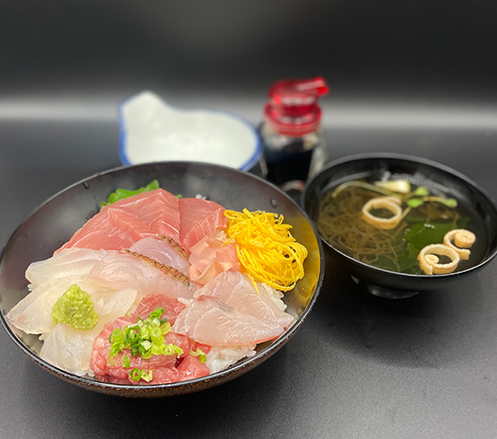 海鮮丼